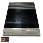 ANTIGA SECRETARIA ELETRONICA DA PANASONIC MODELO KX-T1418 - FUNCIONAMENTO DESCONHECIDO, NÃO ACOMPANHA CABO DE ALIMENTAÇÃO.