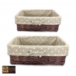 DUAS CESTAS RETANGULARES EM VIME  COM FORRO EM LINHO BEGE COM BOLAS BRANCAS -MED:13 X 35 X 23 CM E 13 X 31 X 17 CM - A MENOR APRESENTA PERDA.