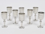 JOHN SOMMERS - Lote composto por 08 tacinhas para licorem pewter marcado e contrastado e cinzelado.  Med 09cm