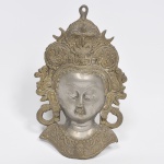 DEUSA SHIVA - Escultura de parede indiana em bronze dourado e cinzelado. Med: 27 x 16cm