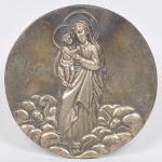 MIGUEL LANGONE - Placa de parede circular em bronze dourado e cinzelado retratando Maria e Menino Jesus. Med: 20 x 20cm Peça assinada