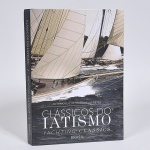 LIVRO - CLÁSSICOS DO IATISMO - ANTONIO MELLO NETTO - O espírito que habita as embarcações a classe dos clássicos, um pouco de história, o primeiro iatista, o peso do design, o iatismo no novo mundo, o final do século XIX, a evolução dos veleiros, a classe internacional, cruzeiros e regatas e os arquitetos que marcaram época. Primorosa edição de luxo, capa dura, catalogando os grandes veleiros com sua ficha técnica e história dentre eles o Cairu II e outros que marcaram época, obra de consulta constante. 318 páginas. Edição estimada e esgotada.