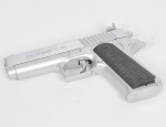 Pistola para airsoft modelo Detonics .45 em material sintético policromado. (Funcionando) Med:  18 x 12cm