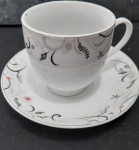 Conjunto de 6 xícaras de chá / café manufaturado em porcelana branca com detalhes no pirex e xícara