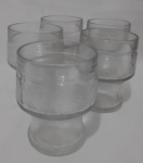 Cinco copos de aperitivos em vidro Altura: 9 cm