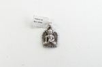 Pingente em prata 925, retratando Buda.