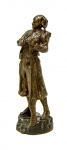 Georges Omerth (1895-1925). SOLDADO. Escultura em bronze. Altura = 21 cm. Riquíssima em detalhes. Assinada.
