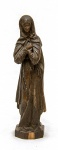 Europa Setentrional, século XIX. NOSSA SENHORA DAS DORES. Escultura sacra entalhada em pinho de riga. Altura = 26 cm. Lascado na base.