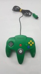 Controle Manete Para Videogame Console Nintendo 64 - N64 Verde Original.Testada e Funcionando.Indicamos a retirada do item diretamente em nossa loja.Caso seja solicitado o envio por correios ou transportadora,não nos responsabilizamos caso o item ao chegar não funcione.