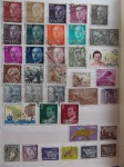 Colecionismo Filatelia Selos Antigos. Lote com selos estrangeiros, conforme foto. Somente os selos, sem a folha do álbum classificador (E10).