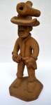 Mestre Elias Vitalino, Escultura em terracota representando `Lenhador` - med. H 16 cm