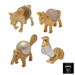 Conjunto de quatro estatuetas em estanho dourado representando cavalo, burro, tamanduá e ave com corpos em pedra polida. Marcas do material Peltro e do fabricante MFS. Lote pertencente ao acervo de tradicional família paulistana de Américo Moreira dos Santos e Anella Mafalda Malzoni.