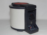 ELETRODOMÉSTICO, uma (1) fritadeira da marca TEFAL, modelo F01-A2M, Made in México, 110 volts, medindo 25 cm altura e 28 cm diâmetro, usada, não testada e sem garantia.