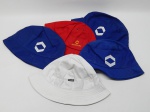 DIVERSOS, cinco (5) chapéus confeccionados em tecido, nas tonalidades azul, vermelha e branca, a maioria com propaganda da PETROBRAS, usados.