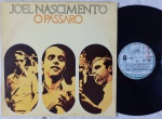 Joel Nascimento - O Pássaro LP 1978 Promo Excelente estado. Gravadora Odeon 70's Promo. Disco em excelente estado. Capa com manchas amareladas pelo tempo.