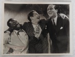 Fotografia de divulgação do Filme " E o Mundo se Diverte 1949" da Columbia Pictures. Med. 18 cm x 24cm
