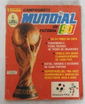 Livro Ilustrado Campeonato Mundial de futebol de 1990 - completo. Capa um pouco desgastada.