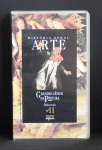 COLECIONISMO - Rara fita VHS com História da arte na caixa original.