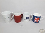 Lote de 4 Canecas em Porcelana Diversas. para cplecionador . Medida: Maior 11 cm altura x 9 cm diametro e menor 8,5 cm altura x 8 cm diametro