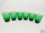 Jogo de 6 Copos Aperitivo  em Vidro Verde. Medida: 9,5 cm altura x 7 cm diametro