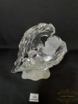 Enfeite Escultura em Acrilico . Medida: 13 cm altura, nao tetado