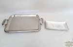 Lote 2 Peças Inox sendo 1 Bandeja Retangular e 1 Centro de mesa. Medida Bandeja 31 cm x 51 cm alça a alça e Centro de Mesa 27x 13 cm.