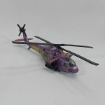 MARVEL - Lindo helicóptero Apache com tema da Marvel fabricado pela Maisto. Não sei informar a escala (mede 13cm de comprimento)
