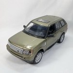 Range Rover Sport - Carro de coleção em miniatura diecast com partes em plástico injetado fabricado na escala 1/18 pela Bburago. Abre portas, capô e mala. As rodas giram livremente e os pneus são em borracha. O volante mexe com o movimento das rodas