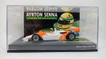 Ayrton Senna Racing Car Collection - Linda miniaura diecast da Ralt Toyota RT3 - Carro de coleção em metal com partes em plástico fabricado pela Minichamps na escala 1/43. Vencedor do GP de Macau em 1983. Raridade para colecionadores exigentes