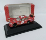 Miniatura Winners Circle  Nascar  Kasey Kahne #9  cor: vermelho -  escala 1:87-  item de coleção sem manuseio na embalagem original - caixa de papelão com alguns sinais  miniatura íntegra.