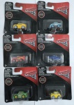 Lote 6 mini Racers Disney Pixar Cars: Lightning McQueen; Cal Weathers; Chick Hicks; Doc Hudson; Luigi e Cruz Ramirez  - metal - 4cm  itens de coleção nas cartelas lacradas