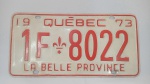 Linda e antiga placa de carro antiga do Canada - Québec - Do ano de 1973. 