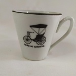 ANTIGA XÍCARA de Café, fabricada pela empresa Porcelanas Real, comemorativa ao SALÃO DO AUTOMÓVEL.