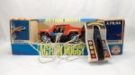Brinquedo antigo - Brinquedos REI - Lindo Action Buggy funciona a pilha (o controle está quebrado mas está funcionando, foi testado com uma fonte externa e quem quiser o vídeo, pode solicitar via whatsapp). A caixa mede 29cm de comprimento