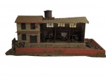 BRINQUEDO ANTIGO - FERROMODELISMO - MARAVILHOSA FERRAMENTARIA para Maquetes Ferroviárias. Entendemos ser para a escala HO. Sem marca aparente. Para manutenção de Locomotivas. Mede aprox. 29,5 x 18 x 12 centímetros. 