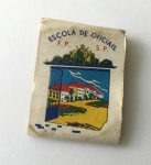 MILITARIA - Rara caixa de fósforos do Grêmio XV de Dezembro da Escola de Oficiais da Força Pública de São Paulo, íntegra com todos os palitos e com selo de imposto.