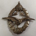 MILITARIA - RÉPLICA DE BADGE DE PILOTO BÚLGARO.