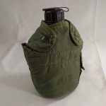 MILITARIA - CANTIL DO EXÉRCITO AMERICANO datado de 1984.