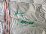 COLECIONISMO - Antiga cobertura plástica para roupas da famosa loja de departamentos MAPPIN.