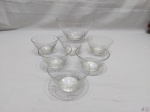 Bowl com 6 cumbucas em cristal lapidado. Medindo o bowl 19,5cm x 11cm de altura.