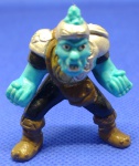 BRINQUEDOS E HOBBIES - ANTIGO BONEQUINHO EM PLÁSTICO , PERSONAGEM " SQUATT " PEÇA COM 4,0 cm