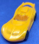 BRINQUEDOS E HOBBIES - MINI CARRINHO " N E S T L E " PEÇA EM PLÁSTICO COM 6,5 cm
