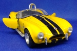BRINQUEDOS E HOBBIES - 1965 SHELBY COBRA 427 S/C  ( KINSMART ) ESCALA 1/32 MAGNÍFICO CARRINHO EM METAL BASE PLÁSTICO, RODAS DE BORRACHA , ( FRICÇÃO - FUNCIONANDO ) PEÇA EM EXCELENTE ESTADO DE CONSERVAÇÃO QUE NÃO PODE FALTAR EM SUA COLEÇÃO