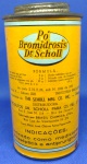 ANTIGA LATA " PÓ DROMIDROSIS DO Dr. SCHOLL " CONTEM O PÓ DENTRO, A BASE E A PARTE SUPERIOR FEITO DE LATA, JÁ O CORPO FEITO DE PAPELÃO, PEÇA EM EXCELENTE ESTADO DE CONSERVAÇÃO, DIÂMETRO 4,9 cm E ALTURA DE 9,4 cm