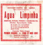 ANTIGO RÓTULO " AGUARDENTE DE CANA - AGUA LIMPINHA " ONOFRE AGUARDENTE LTDA FAZENDA VISTA ALEGRE - PRESIDENTE BERNARDES NO ESTADO DE MINAS GERAIS PEÇA COM DIMENSÃO 12,5 x 11,5 cm