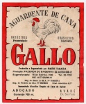 ANTIGO ROTULO " AGUARDENTE DE CANA - GALLO " PRODUZIDA E ENGARRAFADA POR IRMÃOS TAMASSIA DE AVARÉ - SÃO PAULO  " FAZENDA DO ENGENHO " DIMENSÃO 9,9 x 12,1 cm