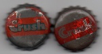 LOTE CONTENDO DUAS TAMPINHAS REFRIGERANTE " C R U S H " MODELOS DIFERENTES