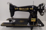 MAGNÍFICA MÁQUINA DE COSTURA " PHILIPS DE LUXE " PEÇA EM EXCELENTE ESTADO DE CONSERVAÇÃO - SENDO COLOCADA EM LEILÃO COMO PEÇA DECORATIVA E MESMO COLECIONÁVEL ... NÃO FOI TESTADA