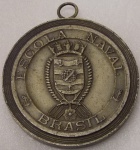 MEDALHÍSTICA - MEDALHA ESCOLA NAVAL BRASIL *** ILHA DE VILLEGAGNON PEÇA EM METAL PRATEADO COM 46,0 mm  /  54,4 g