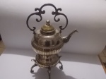 ANTIGO SAMOVAR BULE PARA CHÁ METAL CONTRASTADO A PRATA, PEÇA MUITO BEM CONSERVADA COM ALTURA DE 37,0 cm APROXIMADA